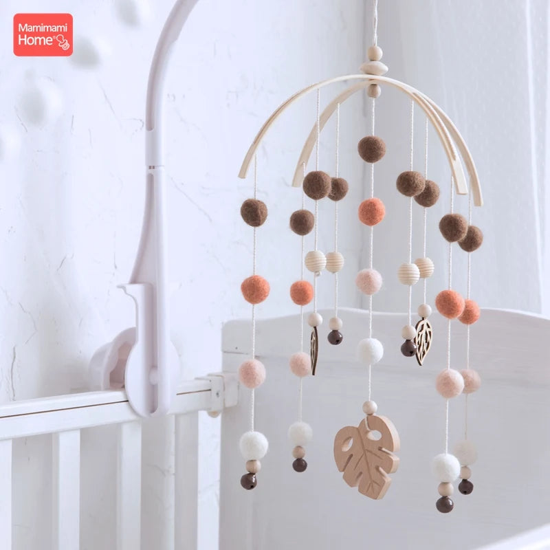 1Pc Baby Wooden Teether Bed Bell Beech Rodent Pendant Wool Ball Rattle Kids Room Bed Hanging Decor Newborn Educational Toy Gifts