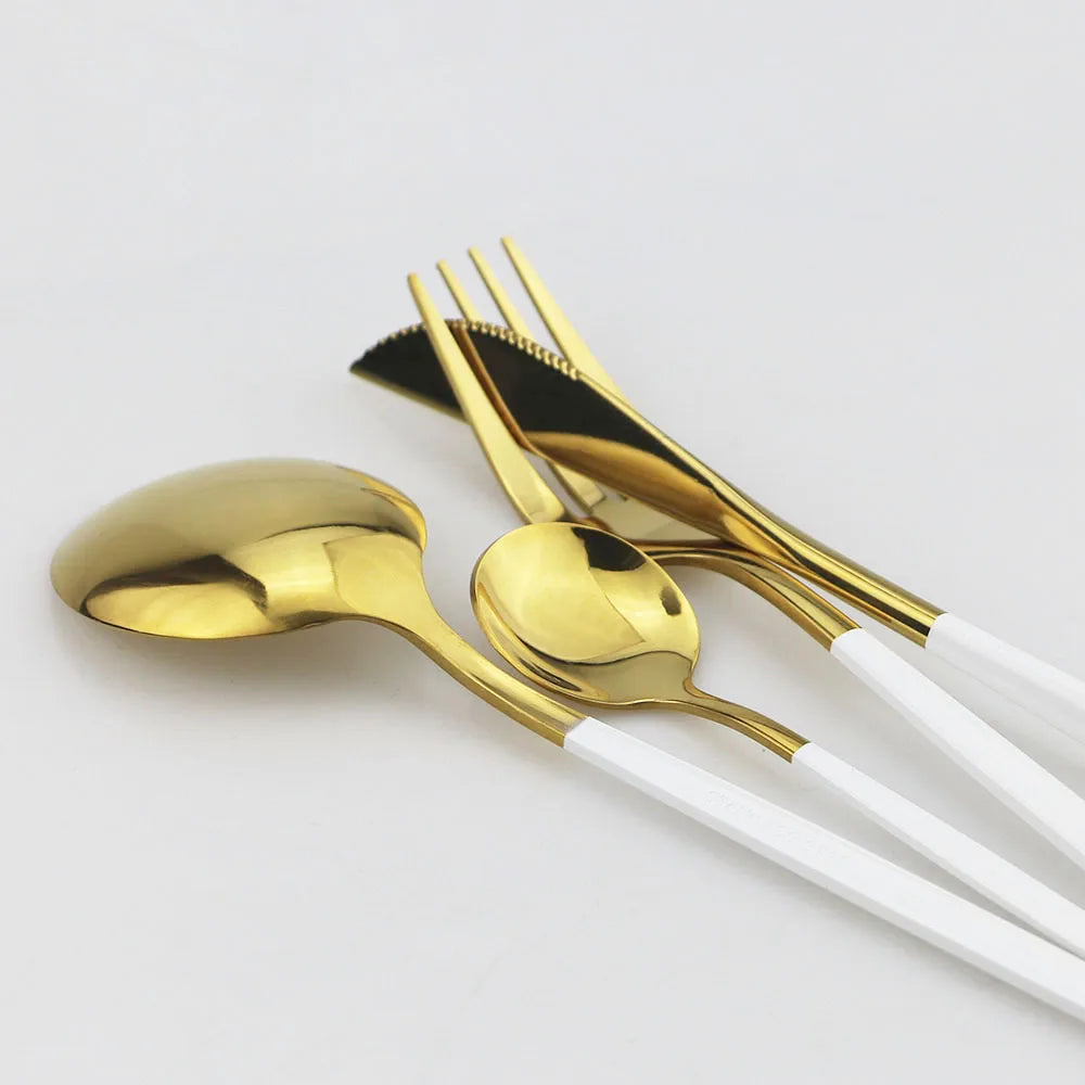 30Pcs Rose Cutlery Set Stainless Steel Dinnerware Set Gold Dinnerware Shiny Flatware Set Dinner Knife Fork Spoon Fruit Cake Fork