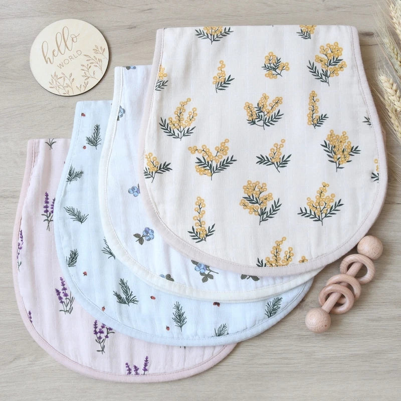 Pure Cotton Gauze Baby Bibs Four Layers Breathable Floral newborn Burp Cloths Bandana Absorbent Soft Baby Boy Girl Feeding Towel