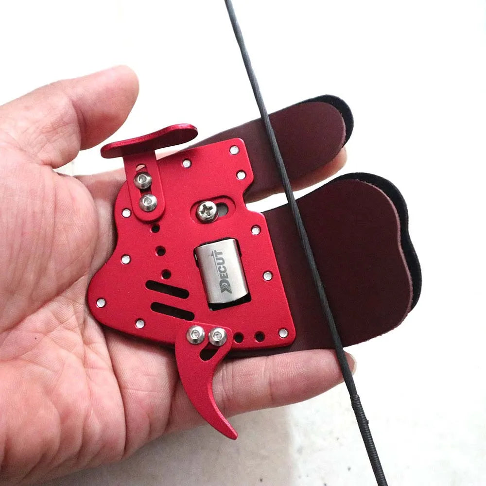 Decut HOCKII Finger Tab Guard Aluminum+ Leather Archery Finger Protector Right Hand/Left Hand Hunting Shooting Accessorie