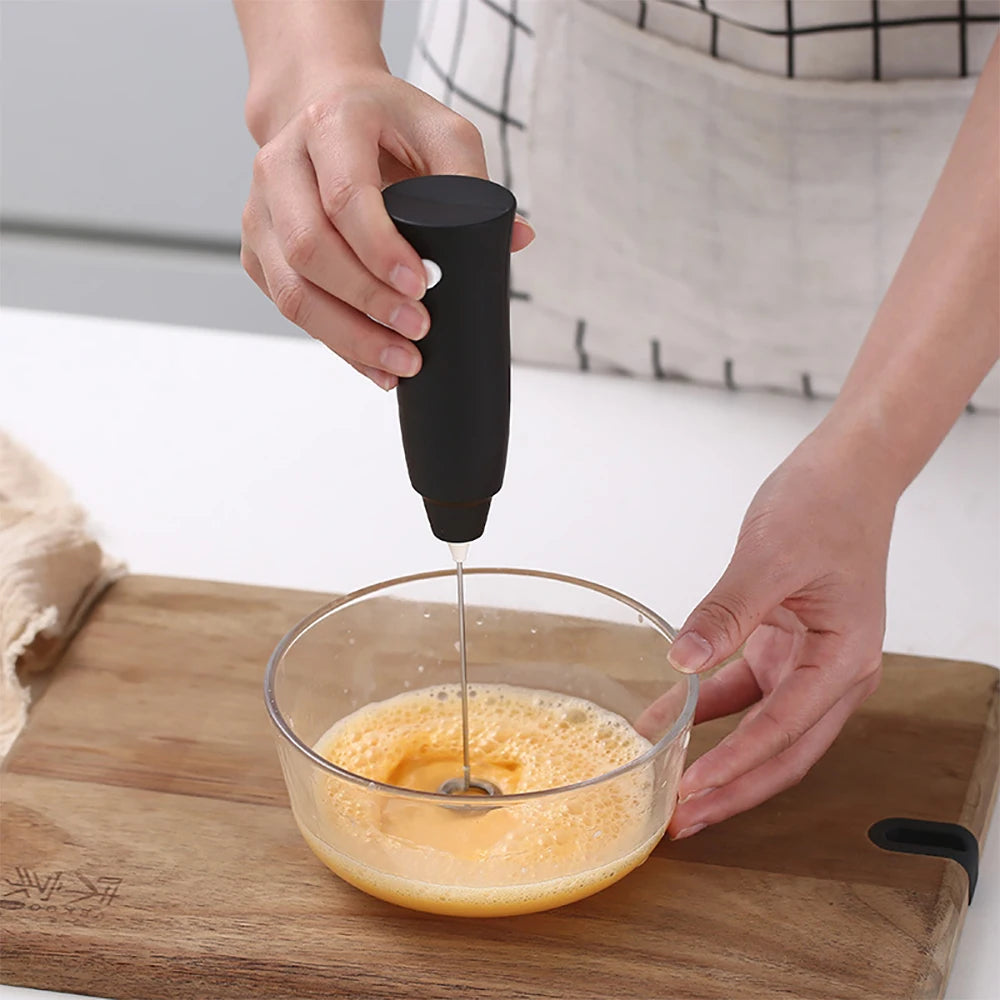 1PC Electric Egg Beater Milk Drink Coffee Whisk Stirrer Mini Milk Frother Mixer Electric Home Kitchen Egg Beater Kitchen Tools