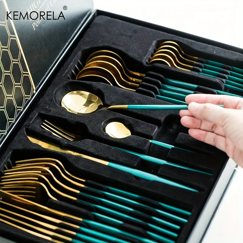 Christmas Golden Cutlery Set | Premium Christmas Dinnerware Gift