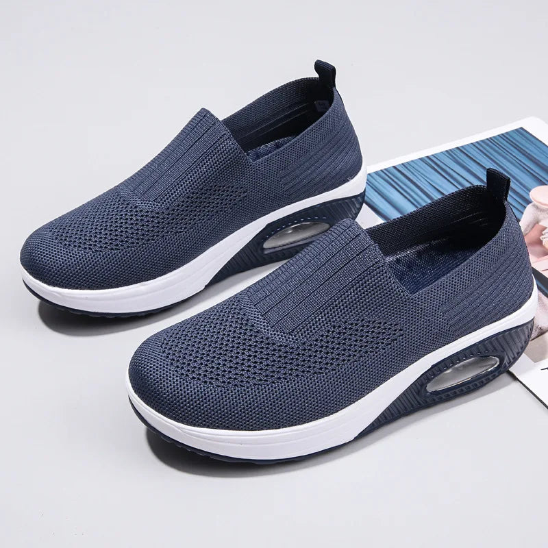Cross-border 2023 new flying woven women's shoes casual sports shoes rocking women's flats air cushion shoes