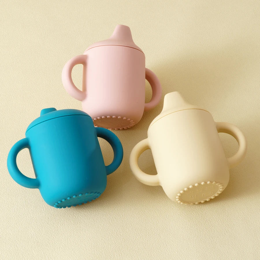 1PC Silicone Baby Cup Portable Water Bottle With Double Handle Leakproof Baby Cups Feeding Trianing Baby Items Baby Tableware